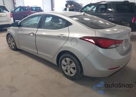 2016 Hyundai Elantra Se z USA, uszkodzony, nr VIN KMHDH4AE4GU581948
